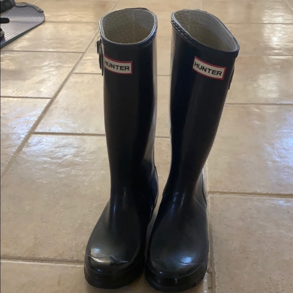 Black hunter rain boots